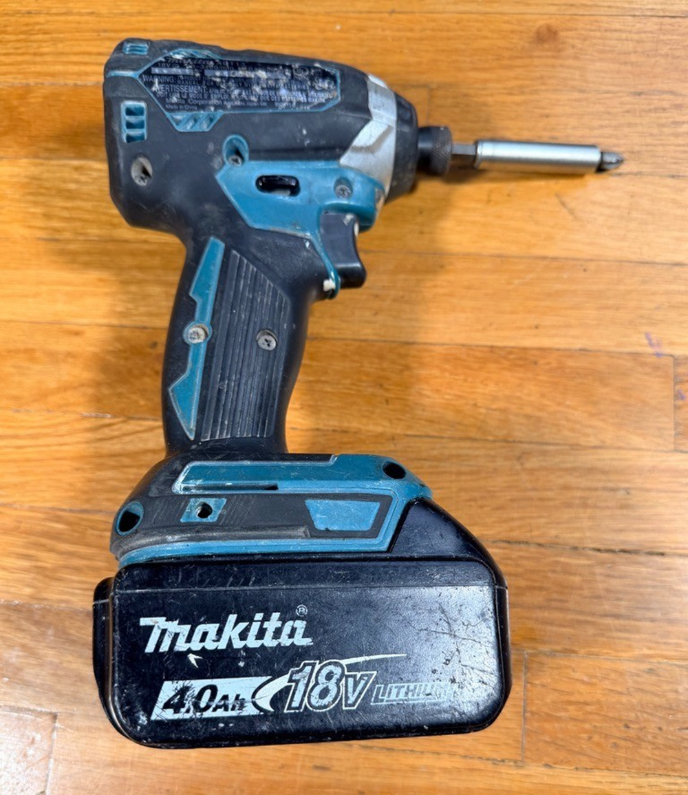 Makita XDT13Z 18V LXT Lithium-Ion Brushless Cordless Impact Driver (Tool Only) -